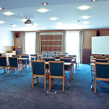 Impiq Hotel 트르나바 시설 사진